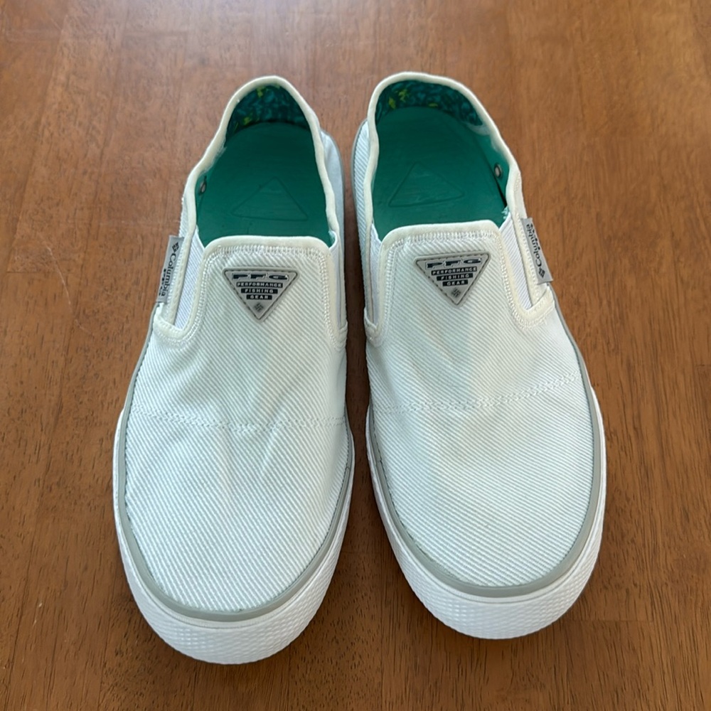 Columbia slip on sneakers / boat shoes - size 8.5